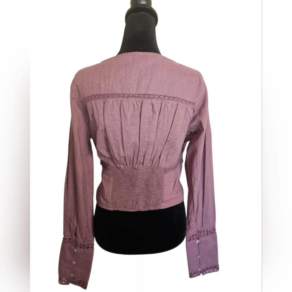 Free People reposhing this